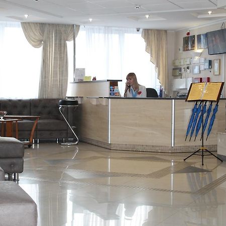 Paradise Hotel Gomel Bagian luar foto