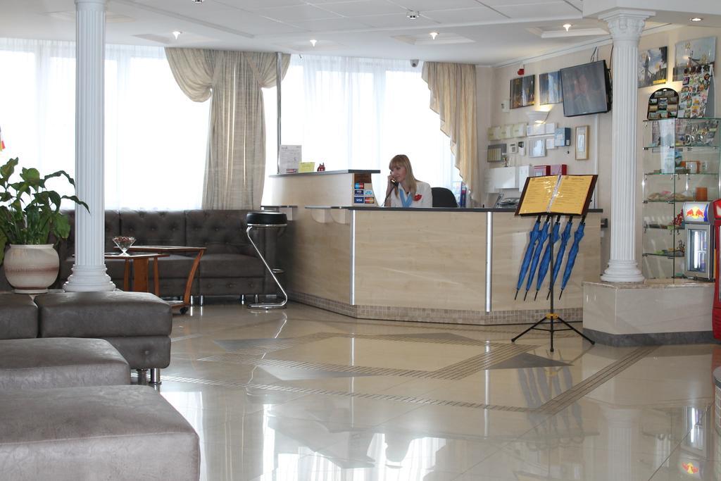Paradise Hotel Gomel Bagian luar foto
