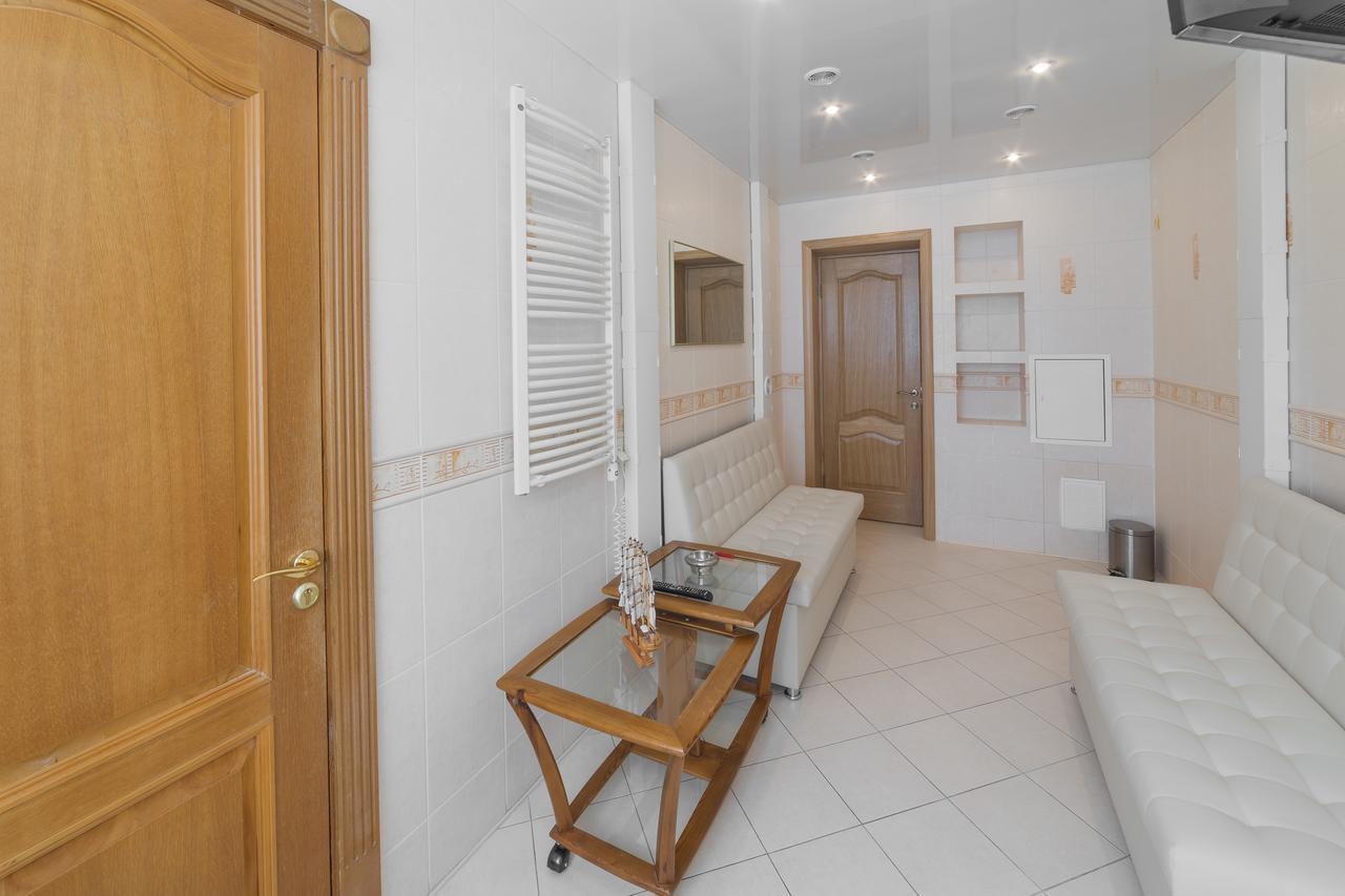 Paradise Hotel Gomel Bagian luar foto