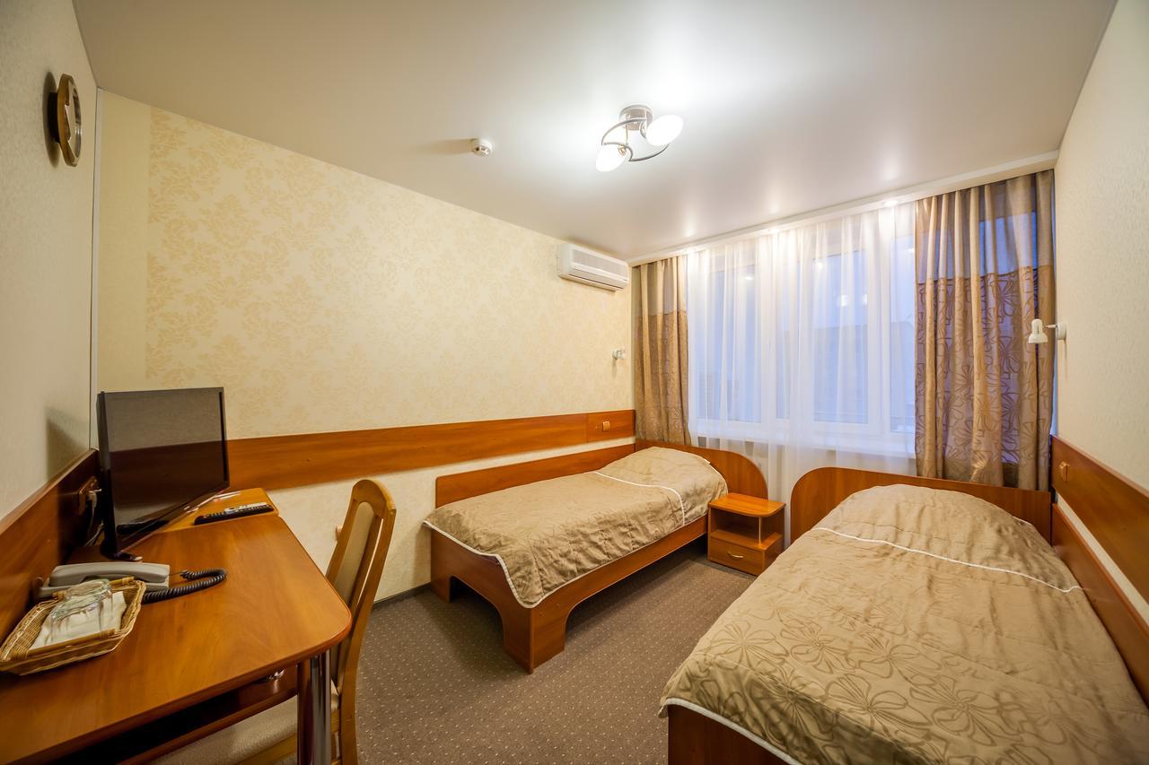 Paradise Hotel Gomel Bagian luar foto